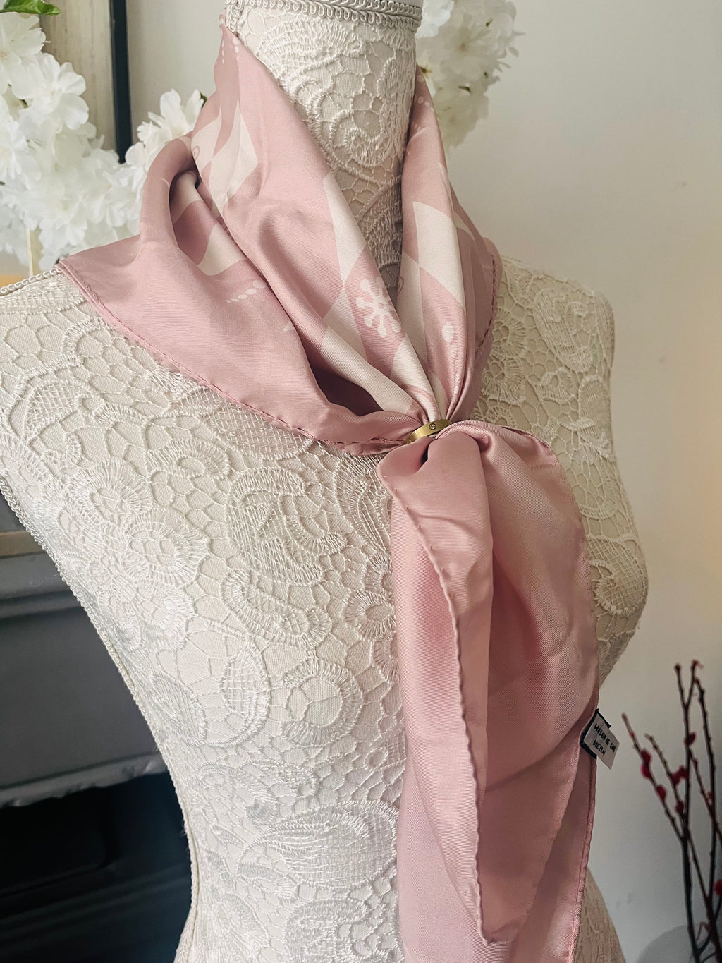 FOULARD 100% SOIE DE MURIER Rose solaire