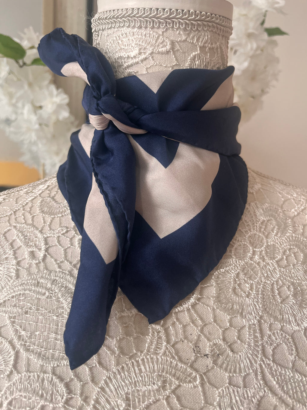 FOULARD 100% SOIE DE MURIER Bleu Minéral