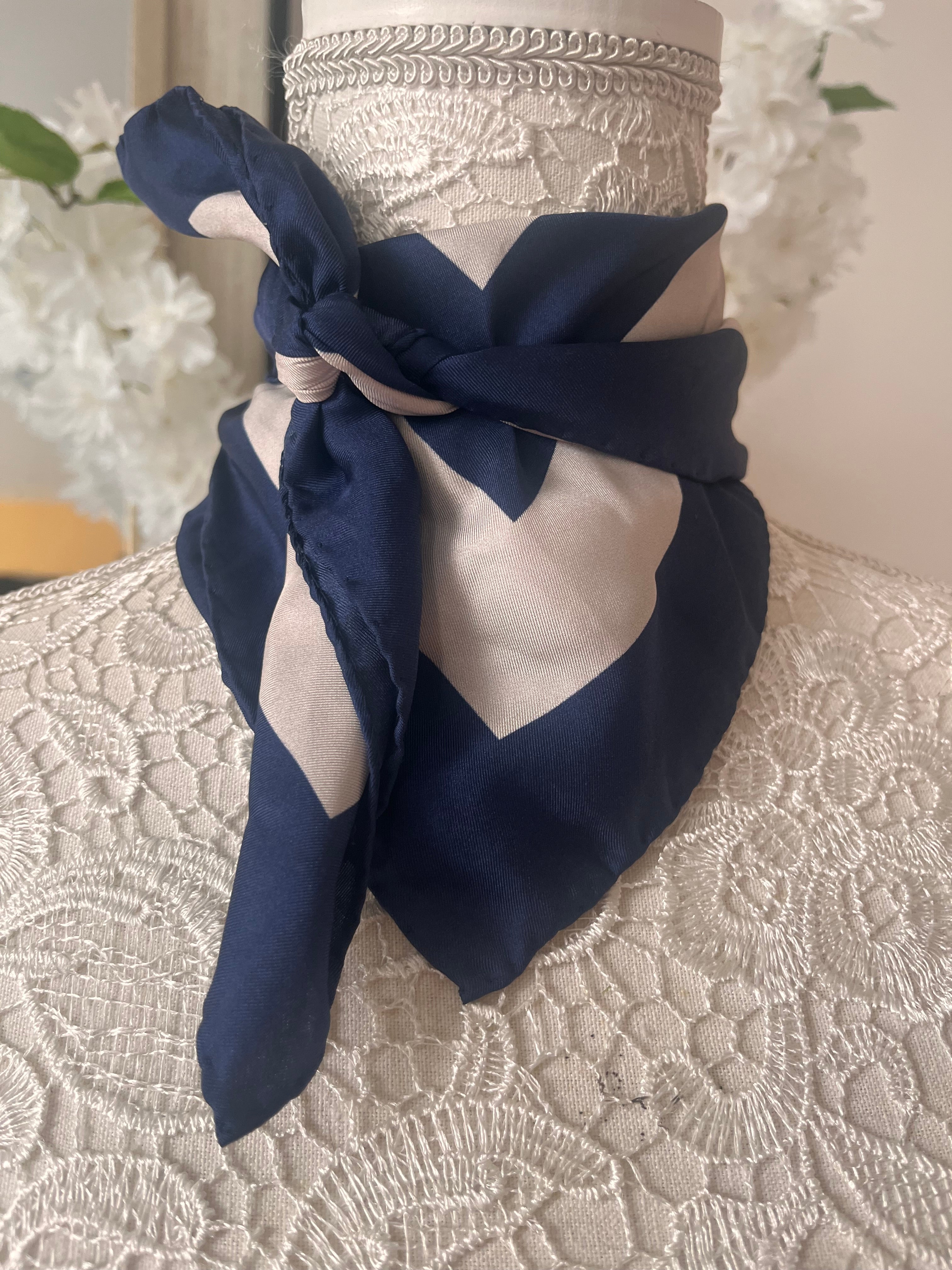 FOULARD 100% SOIE DE MURIER Bleu Minéral